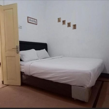 Brak Homestay Проболінґо Екстер'єр фото